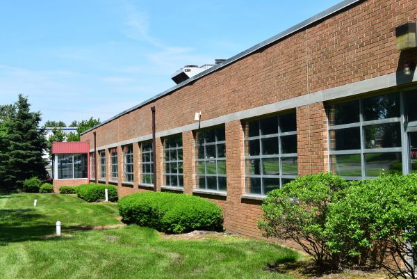 Cost of Corporate Lawn Maintenance in Springfield